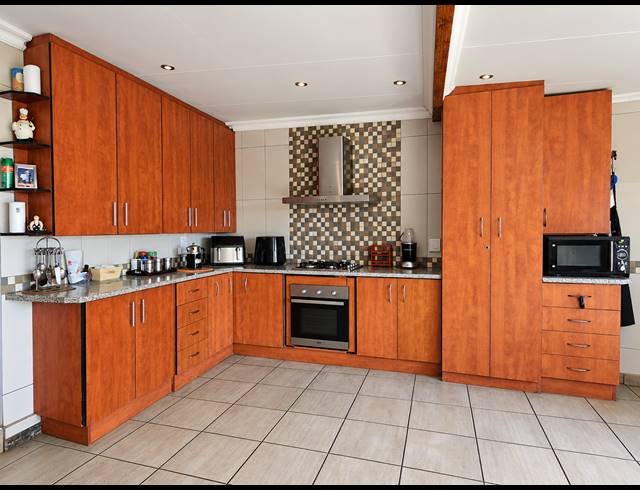 3 BEDROOM HOUSE FOR SALE IN DUNCANVILLE